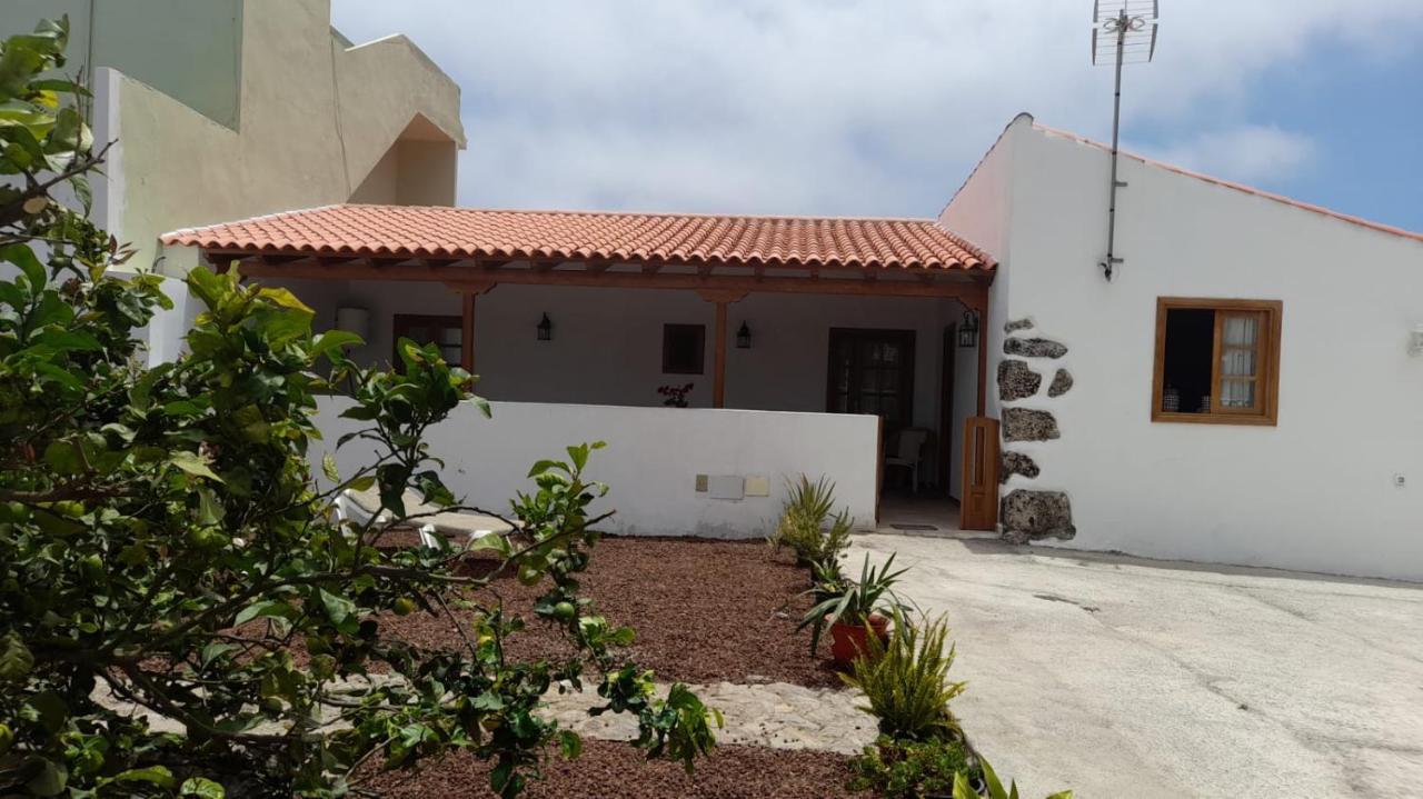 La Casa Del Bisa Villa Genovés Exterior foto